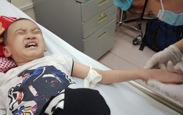 Bé trai 8 tuổi bị ung thư máu mong một cái Tết trọn vẹn
