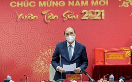 Thủ tướng Chính phủ Nguyễn Xuân Phúc: "Chính phủ, lãnh đạo Bộ Y tế thực sự rất cảm động, đánh giá cao sự hy sinh cao cả đó"