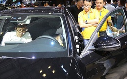 Ô tô giảm giá mạnh, dân mua xe nhiều: Việt Nam sắp vượt Malaysia