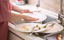 Dùng nước rửa bát sai cách rước độc cho cả nhà, đây là 5 sai lầm phổ biến nhất định phải tránh