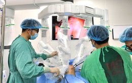 Người phụ nữ ở Hà Nội được phẫu thuật ung thư bằng phương pháp hiện đại nhất