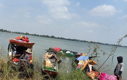 Ngăn chặn 35 người từ Campuchia vượt sông nhập cảnh trái phép