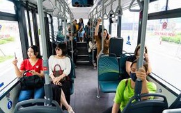 Háo hức khám phá xe buýt điện đầu tiên tại Việt Nam với những trải nghiệm “cực chất”