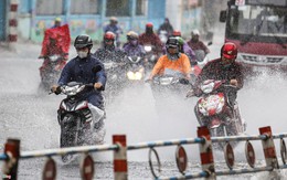 Lần đầu tiên kể từ đầu năm, TP.HCM có mưa buổi sáng