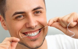 Đàn ông già đi sẽ có 1 dài ra, 1 to lên và 1 nhỏ đi, hi vọng bạn sẽ không gặp dấu hiệu nào