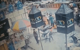 Đang đứng mua đồ ăn, 4 người gặp tai nạn thảm khốc vì bị dây điện cao thế rơi trúng người rồi phát nổ