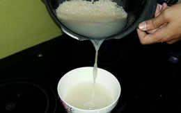 Lợi ích bất ngờ từ nước vo gạo: Chống rụng tóc, giữ ẩm da và một loạt công dụng khác