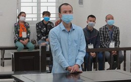 Không nuốt được 'cục tức', U70 đâm thanh niên rửa xe trọng thương