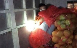 Tài xế giấu người trong thùng xe tải định "thông chốt" kiểm dịch