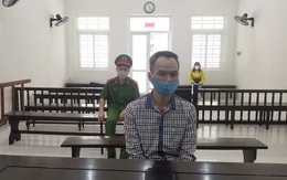 Bảo vệ trường học ở Hà Nội đâm thấu ngực đồng nghiệp để rửa hận