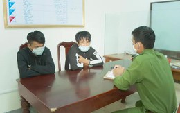 Đôi bạn tù tiếp tục đưa nhau quay lại... nhà giam