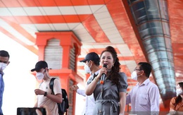 Tin sáng 1/11: Một tỉnh kích hoạt "khẩn" bệnh viện dã chiến; hàng trăm người ở KDL Đại Nam chen chúc livestream, chụp hình nữ CEO Phương Hằng