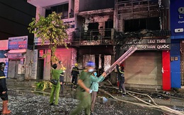 TP.HCM: 2 căn nhà mặt phố bốc cháy dữ dội, 1 nam thanh niên tử vong tại chỗ