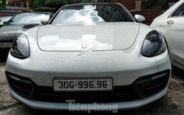 Ông trùm đường dây đánh bạc 'khủng' vừa bị bắt ở Hà Nội từng nổi như cồn vì tặng vợ xe Porsche 5 tỷ làm quà cưới?