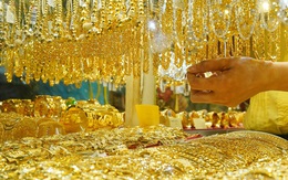 Giá vàng chính thức vượt 60 triệu đồng/lượng