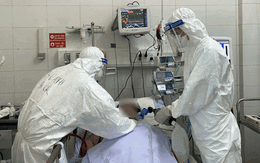 Chủ tịch nước truy tặng Huân chương cho 2 nhân viên y tế