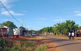 Tưởng bị trêu vì tiếng hú, 3 thanh niên đâm 2 người thương vong