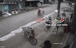 Cụ bà chết thảm dưới gầm máy xúc, khoảnh khắc va chạm đầy thương tâm