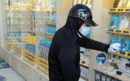 Bảo vệ siêu thị kể lại giây phút bị tên cướp kề dao vào cổ dọa giết