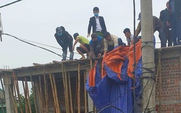Nghệ An: 2 người thương vong do điện giật khi đan thép đổ bê tông

