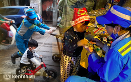 Hà Nội 23h đêm, bé trai 2 tuổi vẫn lang thang cùng mẹ lao công đi gom rác: "Cực chẳng đã, tôi mới phải đưa theo con đi làm cùng"