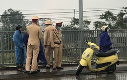 Mẹ đang mang thai chở con gái 13 tuổi ra cầu để tự tử