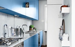 2 căn bếp nhỏ hiện đại và đẹp bất ngờ với gam màu xanh