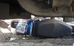 Cô gái trẻ bị xe tải cán chết ngày cuối năm sau tai nạn liên hoàn