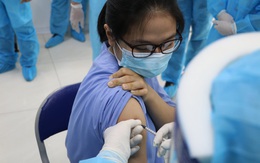 Tuần qua, hơn 1 vạn người Việt Nam được tiêm vaccine COVID-19