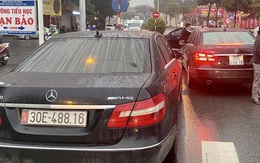 Vụ 2 xe Mercedes trùng biển số: Bóc gỡ đường dây làm giấy tờ giả