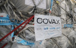 Hình ảnh lô vaccine COVID-19 thứ 2 của Covax về Việt Nam