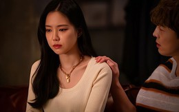 Vợ bị tai nạn, chồng lập tức đưa về quê 'nhờ' ông bà ngoại chăm hộ, 4 tháng sau đến đón vợ nhưng cô lại cho anh 1 bất ngờ đầy cay đắng