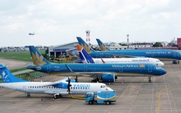 Hàng không Việt trước nguy cơ phá sản, bị kiện vì nợ đầm đìa