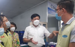 Thứ trưởng Bộ Y tế liên tục "truy bài" khi kiểm tra thực tế phòng chống dịch ở Thái Nguyên
