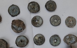 Gần 8 tạ tiền xu cổ dưới đáy biển Quảng Bình có từ thời Gia Long, Minh Mạng