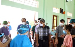 Thứ trưởng Bộ Y tế: Sẽ đề xuất cấp thêm vaccine để tiêm hết cho công nhân tại các KCN huyện Việt Yên