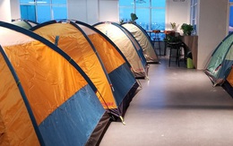 Nhu cầu lều lưu trú tăng mạnh, nhiều nhà máy sản xuất hết nguyên liệu