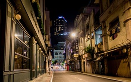 Đường phố Sài Gòn sau 18h vắng lặng như thế nào?