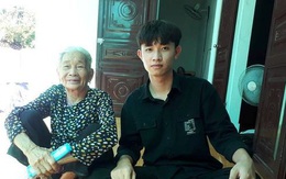 Thủ khoa khối C ở Thanh Hóa 'nương nhờ' bà ngoại từ khi 2 tuổi