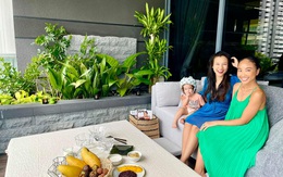 Đoan Trang trổ tài nội trợ khi đón mẹ con Ngọc Oanh đến thăm nhà mới