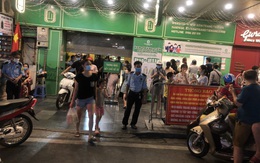 Hà Nội xuất hiện các ổ dịch mới, người dân vẫn chủ quan, hàng quán "cao su" giờ đóng cửa