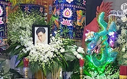 Bố mẹ túc trực tang lễ diễn viên, người mẫu Đức Long