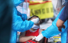 Bản tin COVID-19 ngày 13/8: Hà Nội, TP HCM và 37 tỉnh thêm 9.180 ca nhiễm mới