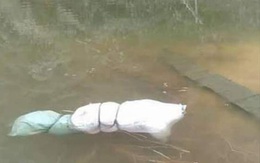 Hà Nội: Phát hiện thi thể người đàn ông trong bao tải dưới ao nước
