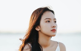 Nữ sinh xứ Huế khiến người khác "chao đảo" vì xinh đẹp