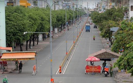 Thâm cung bí sử (241 - 4): Sống chung với giãn cách