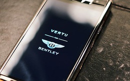 Nhặt điện thoại Vertu trị giá 200 triệu đồng nhưng không trả lại