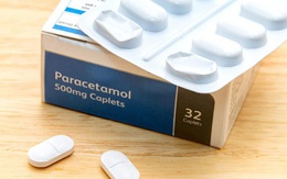 Lưu ý khi dùng thuốc hạ sốt paracetamol cho bệnh nhân Covid-19 tại nhà