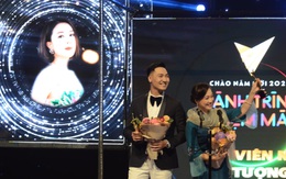 Mạnh Trường nhận giải 'Nam diễn viên ấn tượng', Hồng Diễm vắng mặt