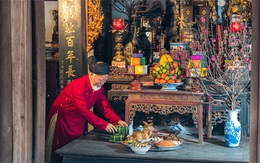 Có 8 loại hoa nhất định phải có trên ban thờ ngày Tết nhưng cũng có 9 loại không được trưng trên ban thờ